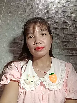 Gee_hot stripchat live cam model