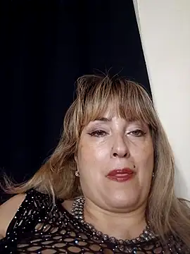 DesireSatler stripchat live cam model