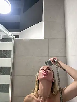 Nolly_moniika__ stripchat live cam model