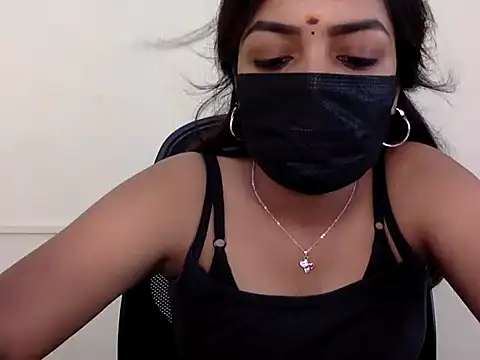 Meera-Mythun stripchat live cam model