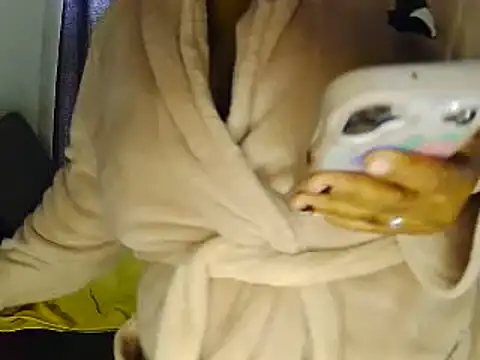 RealQueenOfSouth stripchat live cam model