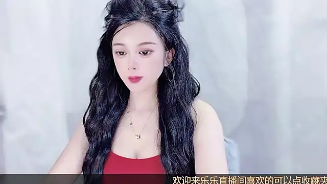 VIWVI stripchat live cam model