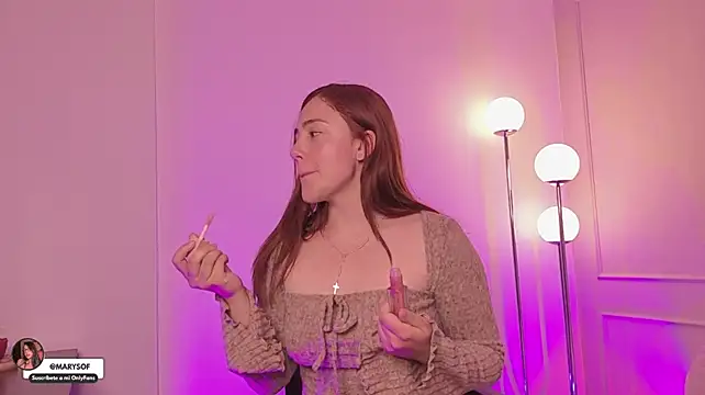 marysofff stripchat live cam model
