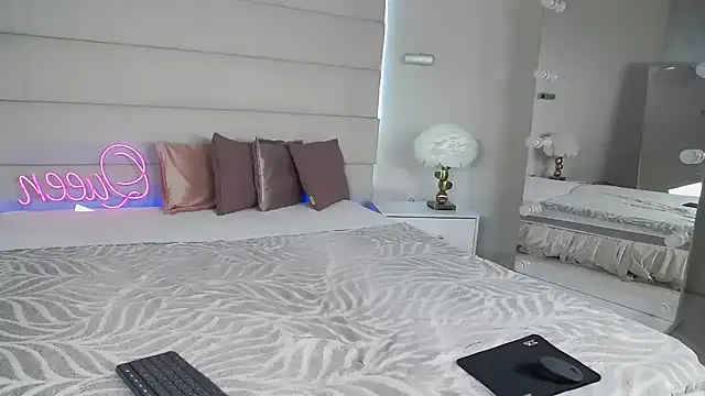 KamilaLod stripchat live cam model