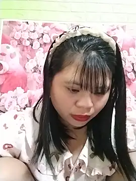 Xuka_lyss stripchat live cam model