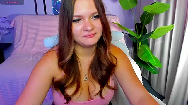 CutieChloee stripchat live cam model