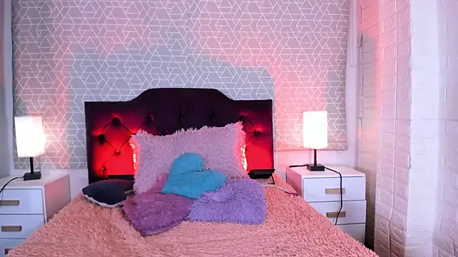 Urax_Cookie stripchat live cam model