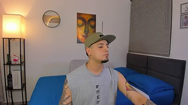 alejandro_calderon1 stripchat live cam model