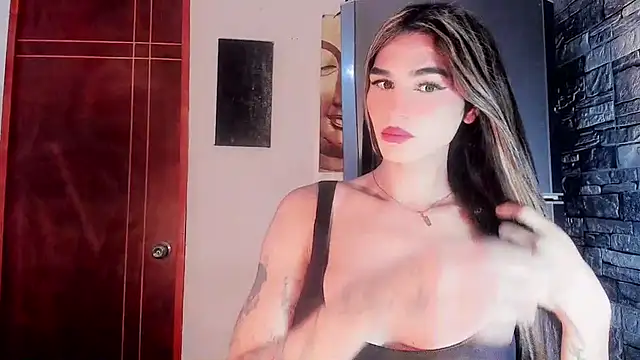 Shai_tsgirl_ stripchat live cam model