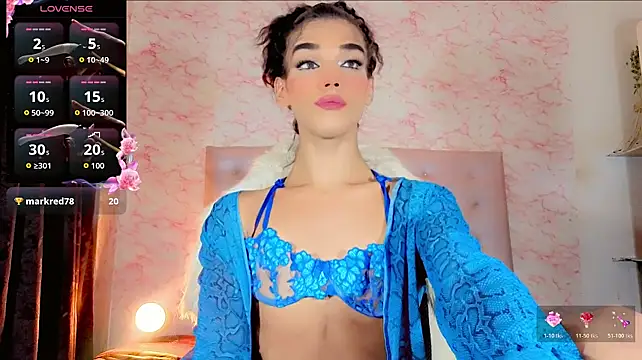 the-horus-girl stripchat live cam model