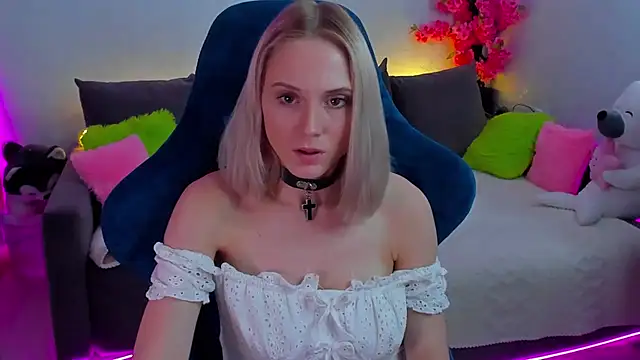 Gina_Gina_love stripchat live cam model