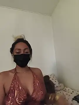 newcoquine stripchat live cam model