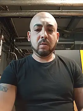 Baszlak34 stripchat live cam model