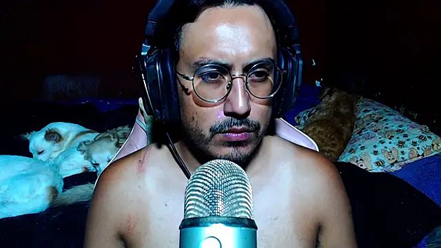 RubenSv7 stripchat live cam model