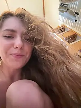 MariiD stripchat live cam model