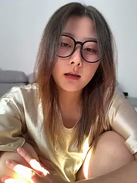 Mu-Mu520 stripchat live cam model