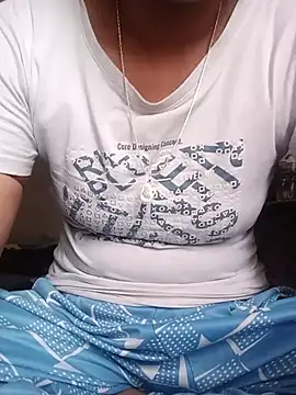 annu_47 stripchat live cam model