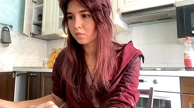 YoulaCoi stripchat live cam model