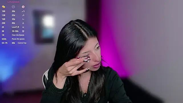 NanakoDollx stripchat live cam model