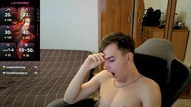 BradyFlint stripchat live cam model