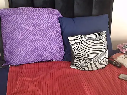 CurveyChocClitx55e stripchat live cam model
