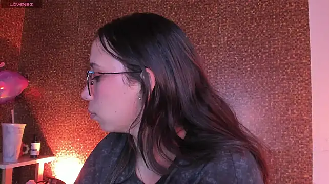 Apartment28 stripchat live cam model