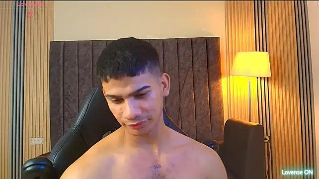ANDRES_STUD stripchat live cam model