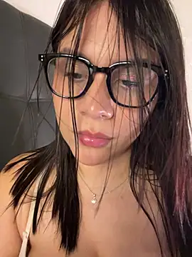 Sarita_Velez stripchat live cam model