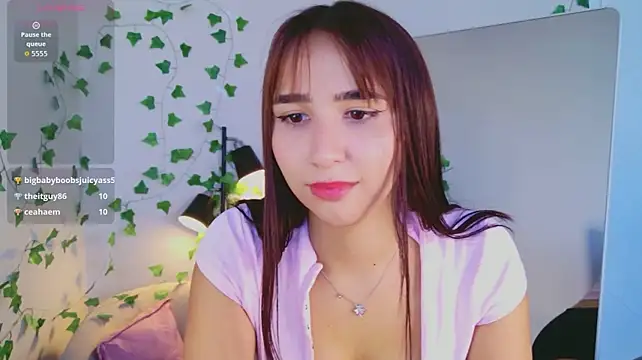 Baby_Miira stripchat live cam model