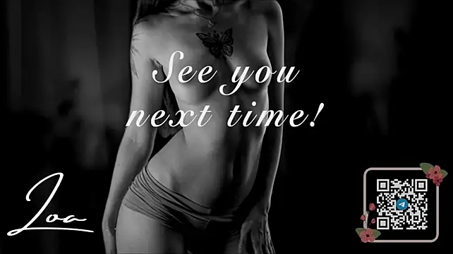Loanaaa stripchat live cam model