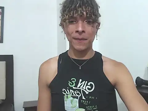 kalyth stripchat live cam model