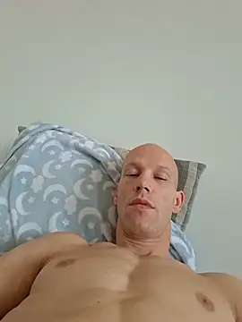 zsola01 stripchat live cam model