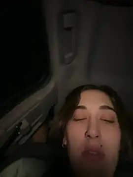 ThicBunz stripchat live cam model