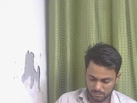Stubborndesiboy stripchat live cam model