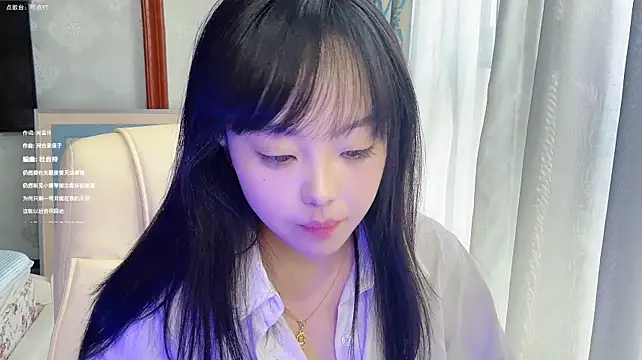 LongLongQueen stripchat live cam model