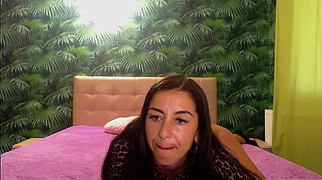 DirtyStella stripchat live cam model