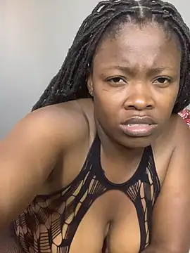 ThickEmpressX stripchat live cam model
