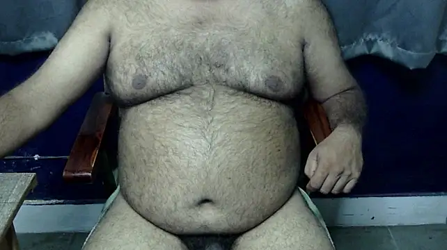 hairysubcub_70 stripchat live cam model