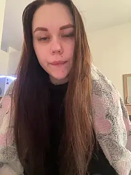 Marylallka5 stripchat live cam model