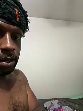 WeekndsOnly stripchat live cam model