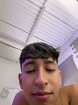 Stiven_neithan stripchat live cam model
