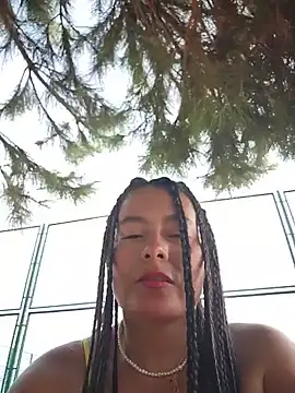 bellapaty stripchat live cam model