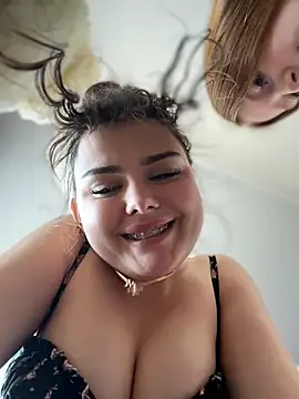 NikaMur stripchat live cam model