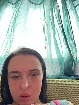 NiccyCherry stripchat live cam model
