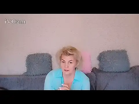 Solveth stripchat live cam model