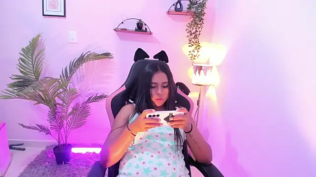 Ciara8 stripchat live cam model