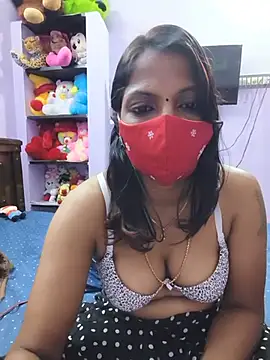 Tamil_Ishu stripchat live cam model