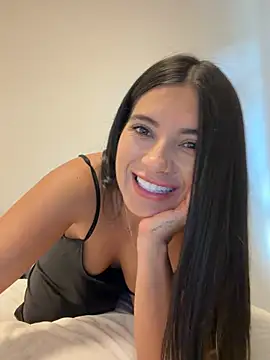 Rashel_Frost_ stripchat live cam model