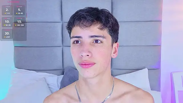 JoshClaarktt stripchat live cam model