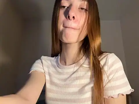miasiner stripchat live cam model